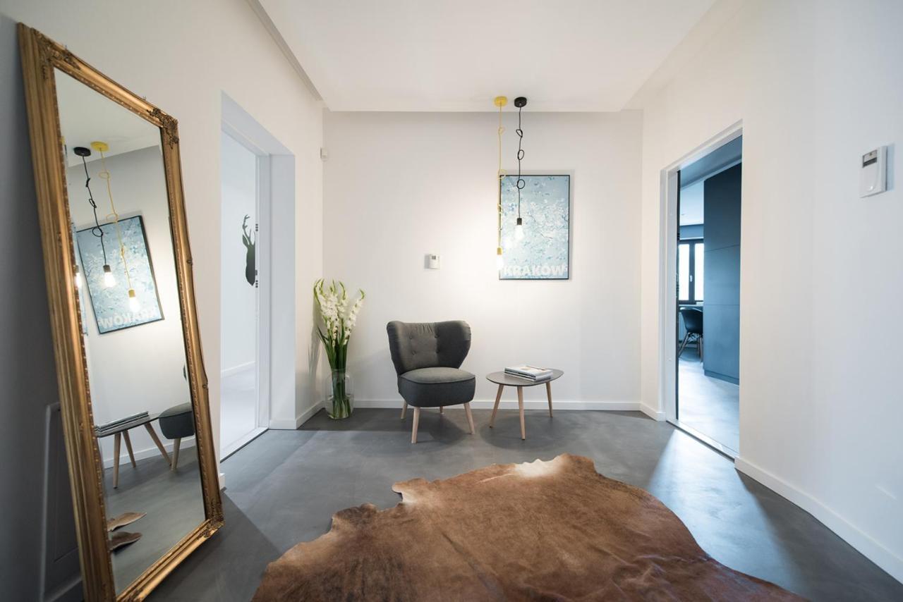 Premium Apartment For Old Town & Jewish Quarter - Balcony Plus Pool Onsite Cracovia Esterno foto