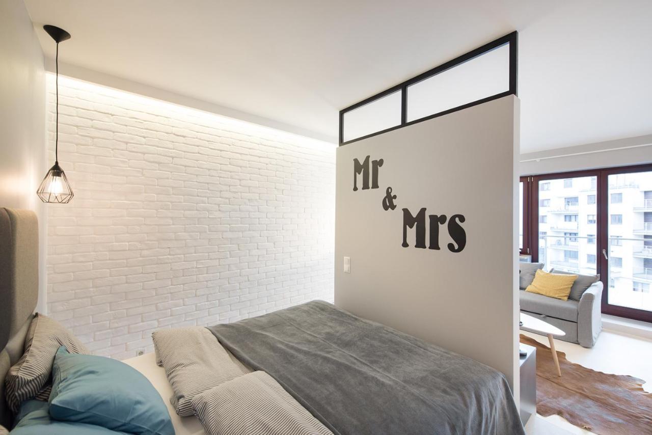 Premium Apartment For Old Town & Jewish Quarter - Balcony Plus Pool Onsite Cracovia Esterno foto